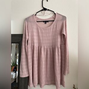 American Eagle pink top